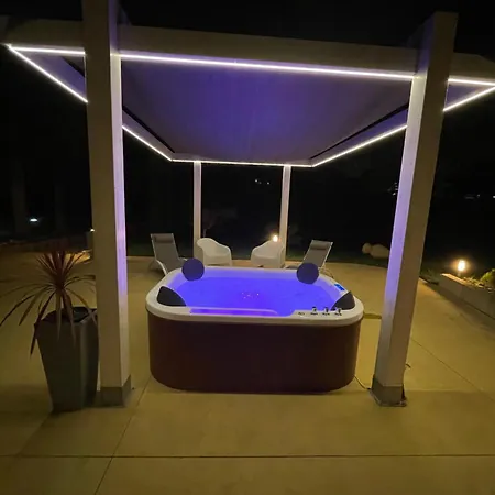 Berenice House And Relax