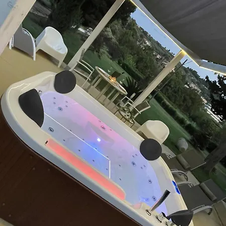 Berenice House And Relax *